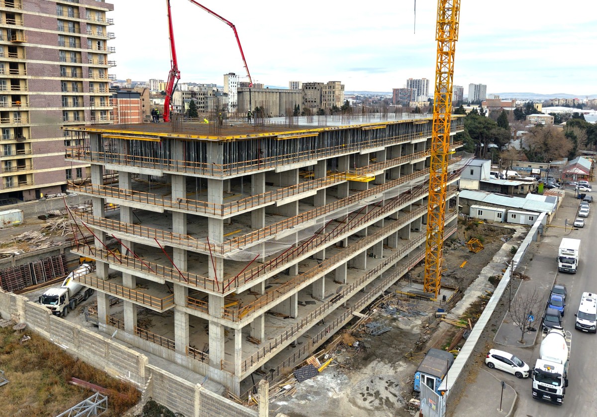 Завершены работы по заливке плиты 7-го этажа!