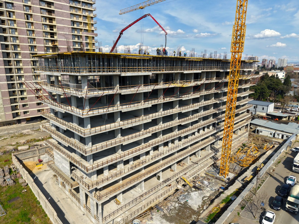 დასრულდა მე-10 სართულის ფილის დასხმის სამუშაოები!