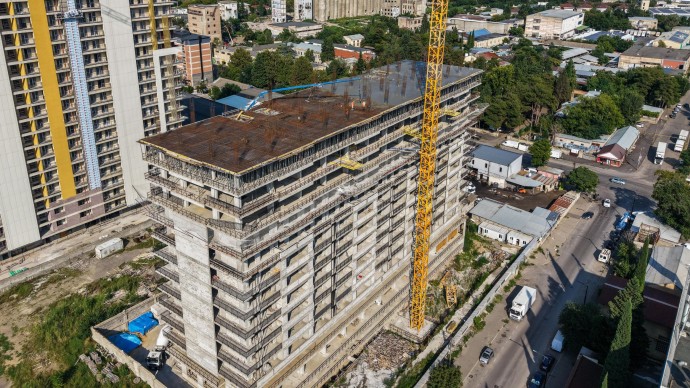 დასრულდა მე-14 სართულის ფილის დასხმის სამუშაოები!